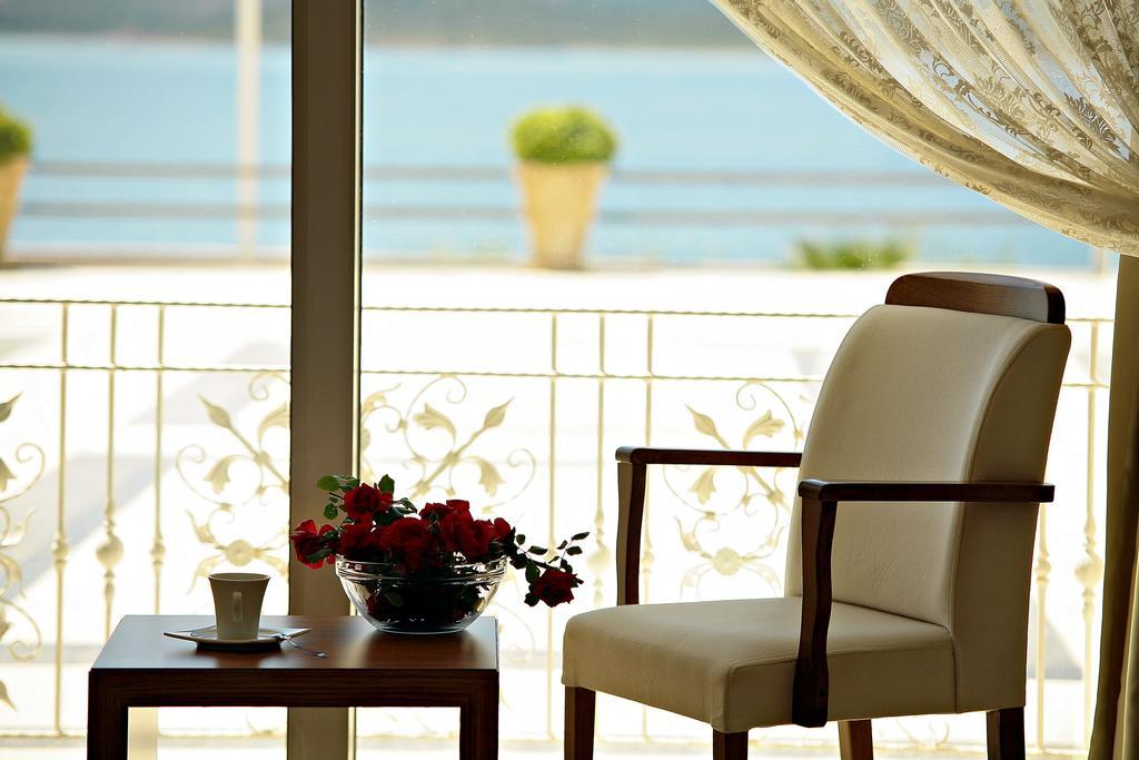 Cunda Kivrak Hotel Айвалик Екстер'єр фото
