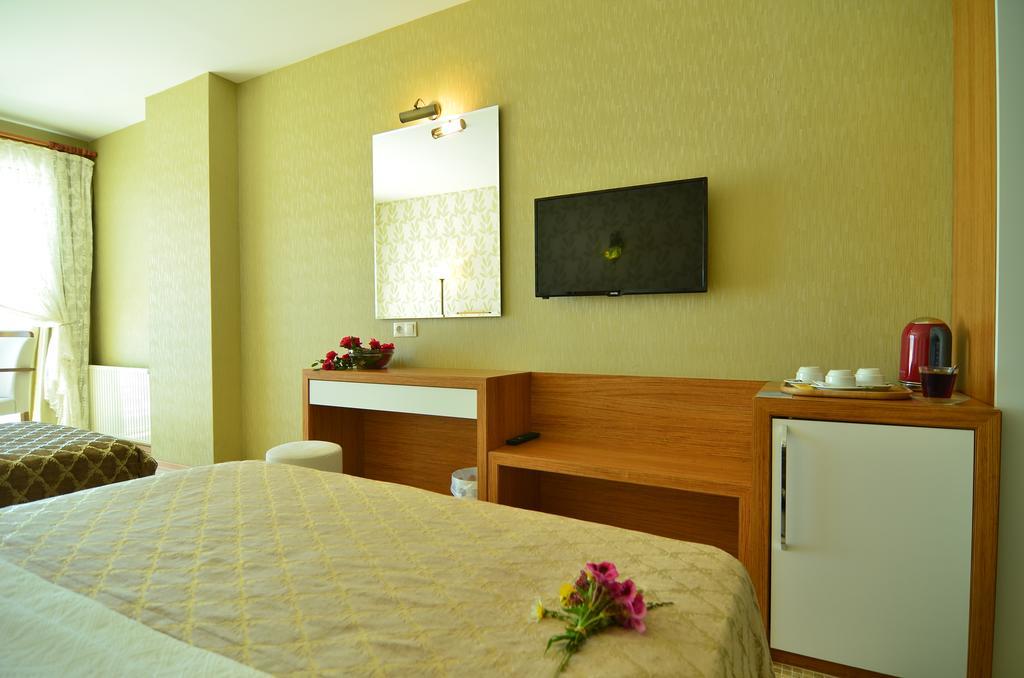 Cunda Kivrak Hotel Айвалик Номер фото