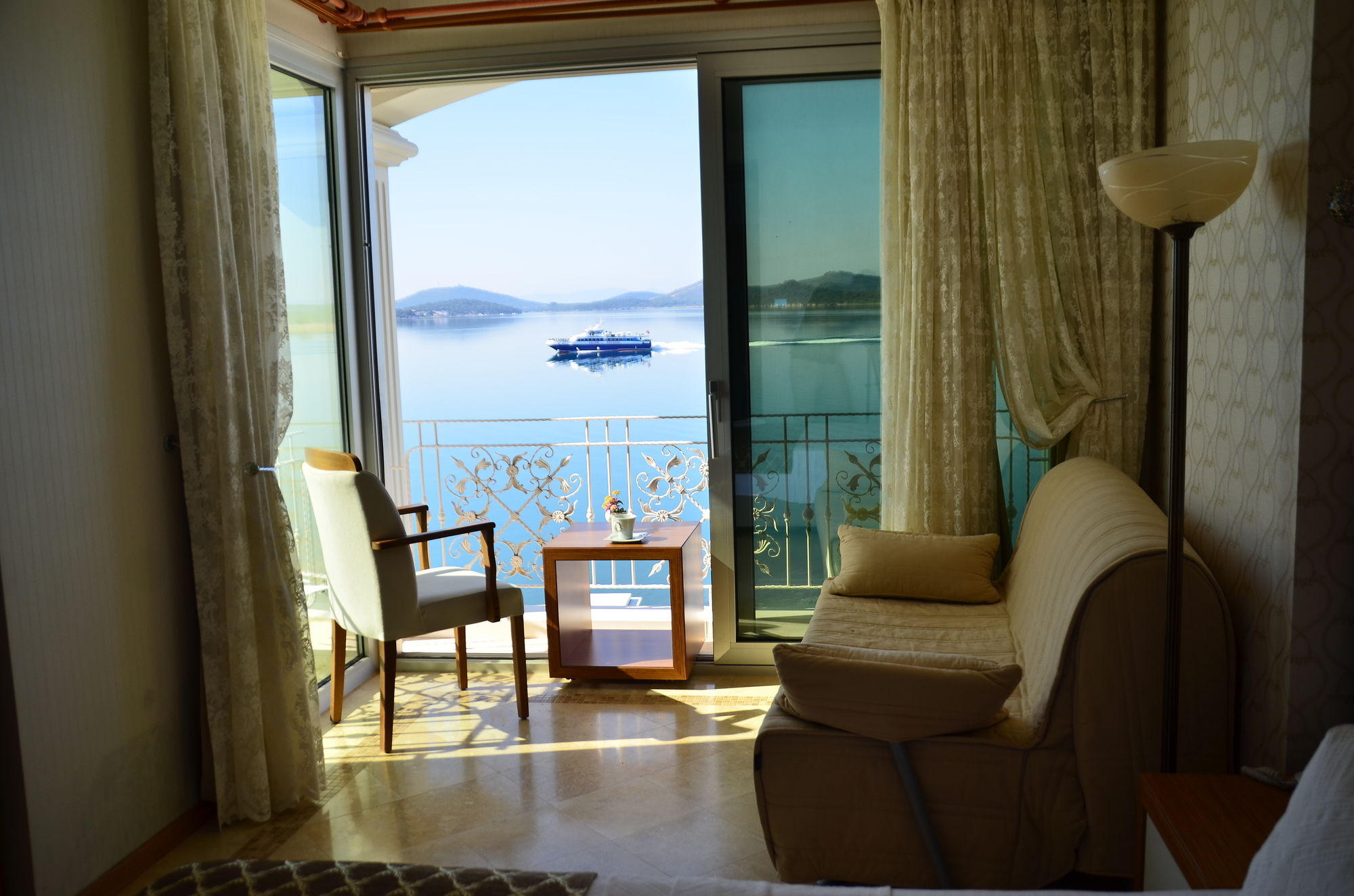 Cunda Kivrak Hotel Айвалик Екстер'єр фото